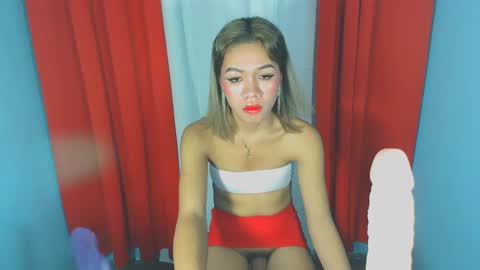 Snapshot of dexie121698 chatting on 02-13-25, 05:37 dexie121698 online show from 02-13-25, 05:37
