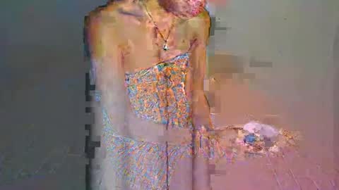 Snapshot of dexie121698 chatting on 03-04-25, 06:15 dexie121698 online show from 03-04-25, 06:15