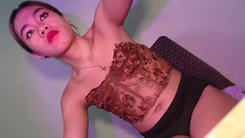 Snapshot of dexie121698 chatting on 03-11-25, 03:05 dexie121698 online show from 03-11-25, 03:05