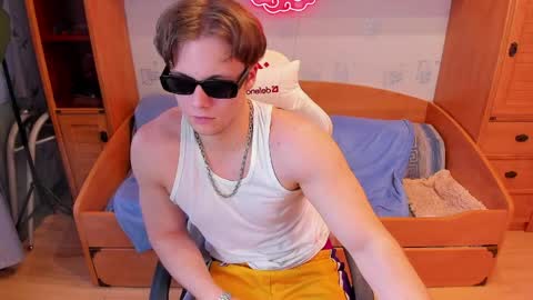 Dexter online show from 05-22-26, 06:13