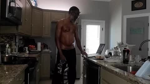 Dextercollins online show from 10-23-25, 04:06