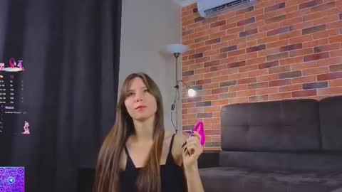 Snapshot of deyvessa chatting on 09-13-25, 08:19 Kira online show from 09-13-25, 08:19