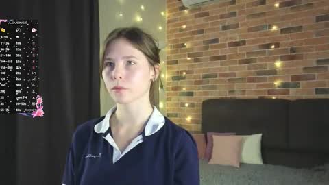 Snapshot of deyvessa chatting on 10-21-25, 05:13 Kira online show from 10-21-25, 05:13