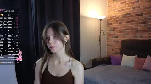 Snapshot of deyvessa chatting on 11-14-25, 05:22 Kira online show from 11-14-25, 05:22