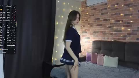 Snapshot of deyvessa chatting on 11-24-25, 05:12 Kira online show from 11-24-25, 05:12