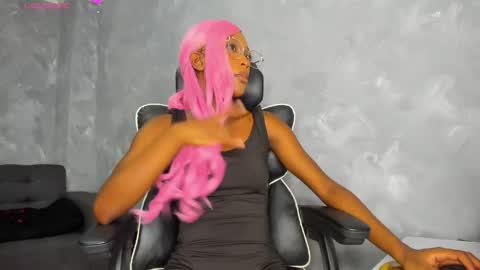 Snapshot of deyy_madisson chatting on 05-09-26, 08:25 Madisson online show from 05-09-26, 08:25