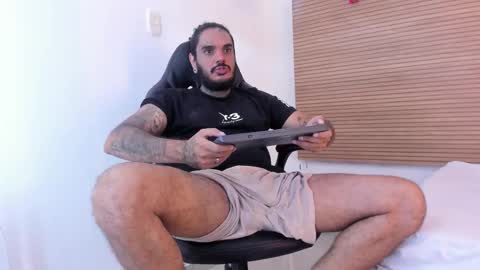 Snapshot of dhamian_wolf_hunter chatting on 12-02-25, 09:32 dhaian online show from 12-02-25, 09:32