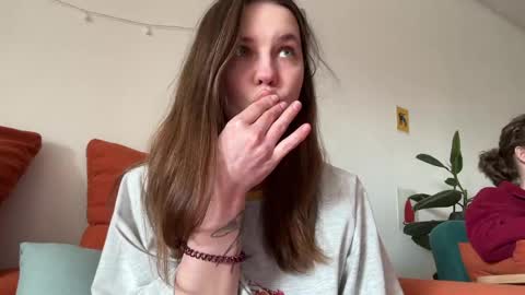 Di Alex online show from 04-25-26, 01:41