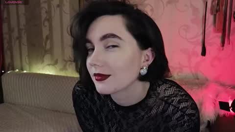 Diana Di Honey online show from 12-18-25, 02:45