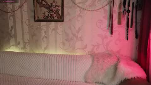 Diana Di Honey online show from 02-12-26, 02:12