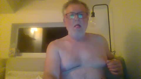 Snapshot of dial76 chatting on 03-11-25, 03:05 dial76 online show from 03-11-25, 03:05