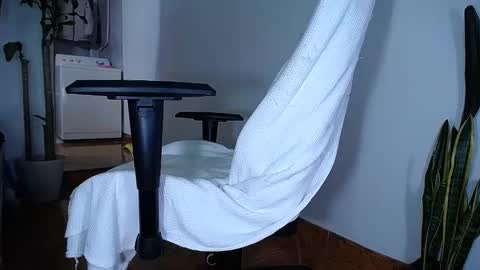 MaSSimo online show from 02-10-25, 10:40