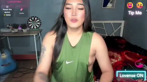 Snapshot of diamond_foxy chatting on 12-26-24, 05:40 Wency online show from 12-26-24, 05:40