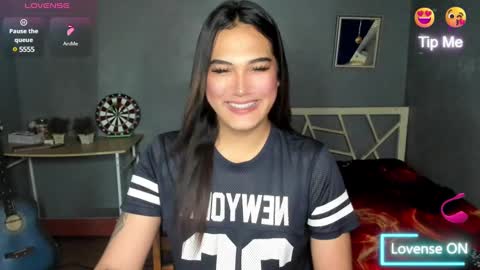 Snapshot of diamond_foxy chatting on 12-27-24, 01:43 Wency online show from 12-27-24, 01:43