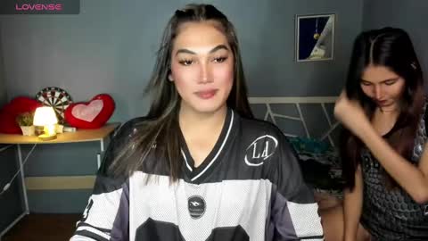 Snapshot of diamond_foxy chatting on 02-13-25, 08:06 Wency online show from 02-13-25, 08:06