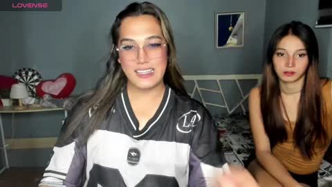 Snapshot of diamond_foxy chatting on 03-02-25, 12:43 Wency online show from 03-02-25, 12:43