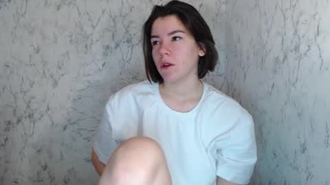 diamond is online show from 12-22-25, 07:16