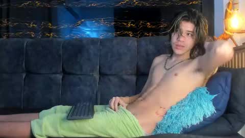 diamond_twink online show from 09-24-25, 04:05