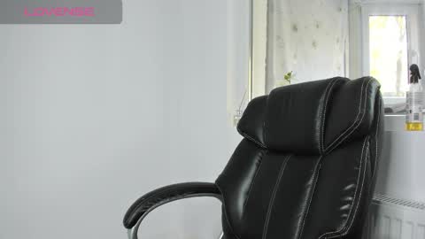 diamondkay_ online show from 10-21-25, 07:53