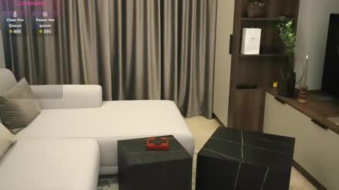 Iris online show from 02-16-25, 08:11