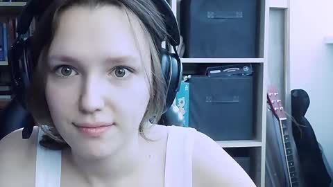 diana_back3 online show from 10-01-25, 06:08