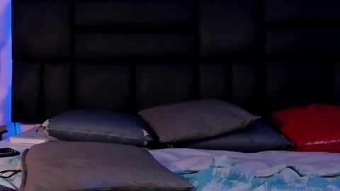 Snapshot of diana_clarck chatting on 02-12-25, 01:09 Diana Tamayo online show from 02-12-25, 01:09