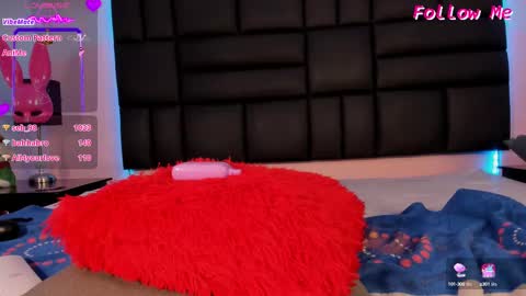 Snapshot of diana_clarck chatting on 02-26-25, 07:09 Diana Tamayo online show from 02-26-25, 07:09