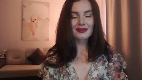 Diana DeLua online show from 09-15-25, 03:56