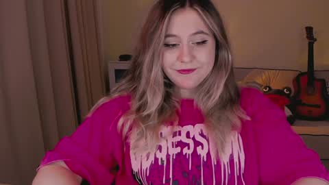 Snapshot of diana_floweri chatting on 12-03-24, 01:43 Diana online show from 12-03-24, 01:43