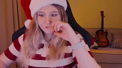 Snapshot of diana_floweri chatting on 12-10-24, 01:44 Diana online show from 12-10-24, 01:44