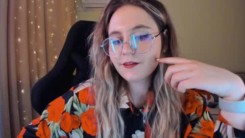 Snapshot of diana_floweri chatting on 01-07-25, 10:01 Diana online show from 01-07-25, 10:01