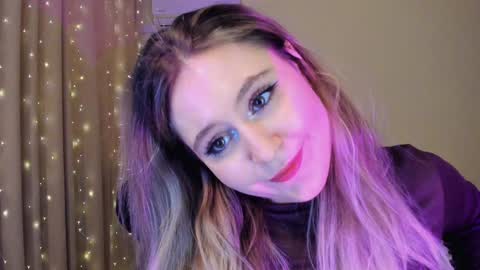 Snapshot of diana_floweri chatting on 01-12-25, 12:23 Diana online show from 01-12-25, 12:23