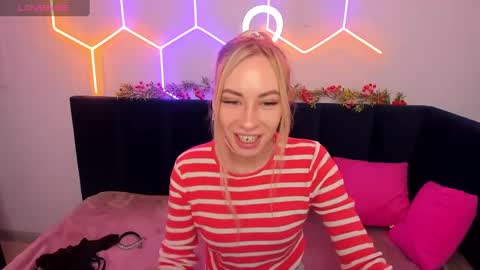 Diana  online show from 12-31-24, 01:47