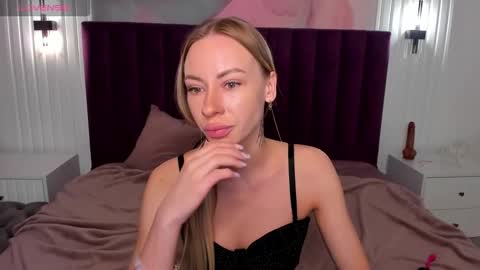 Diana  online show from 10-06-25, 01:25