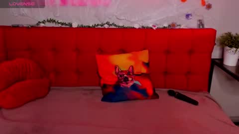 Diana  online show from 10-30-25, 01:40