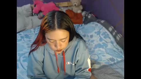 Snapshot of diana_smit_ chatting on 02-19-26, 06:04 diana online show from 02-19-26, 06:04