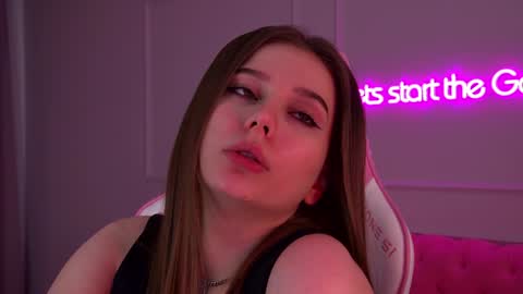 Diana online show from 02-02-25, 05:42