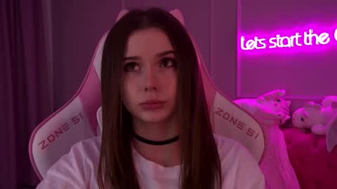 Diana online show from 02-18-25, 09:09