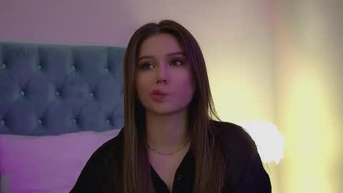 Diana online show from 11-20-25, 06:18