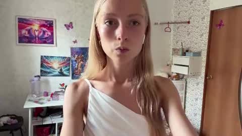 Alice online show from 07-07-26, 06:47