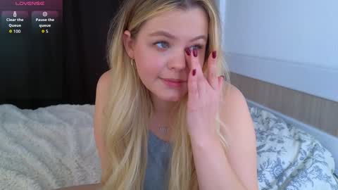 Olga online show from 11-17-25, 07:47