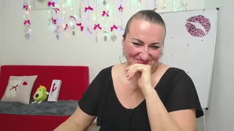 Diana online show from 04-21-26, 06:12