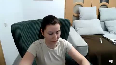 dianasmiey7 online show from 02-16-26, 09:05