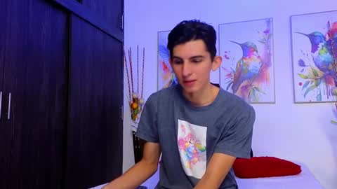 Snapshot of dianayleo chatting on 12-07-24, 11:51 Ana Leo online show from 12-07-24, 11:51