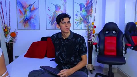 Snapshot of dianayleo chatting on 12-09-24, 12:08 Ana Leo online show from 12-09-24, 12:08