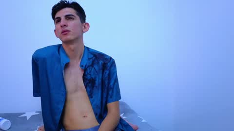 Snapshot of dianayleo chatting on 01-13-25, 05:02 Ana Leo online show from 01-13-25, 05:02