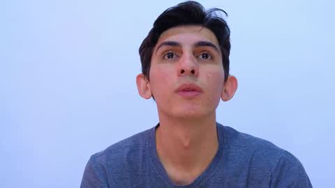 Snapshot of dianayleo chatting on 02-21-25, 12:50 Ana Leo online show from 02-21-25, 12:50