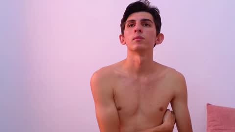 Snapshot of dianayleo chatting on 03-03-25, 12:58 Ana Leo online show from 03-03-25, 12:58