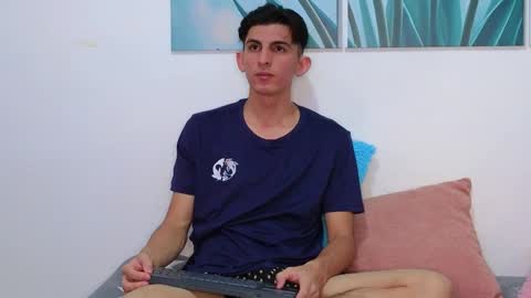 Ana  Leo online show from 04-02-26, 02:04