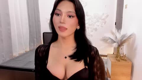 Snapshot of dianna_foxy chatting on 12-22-24, 07:44 Kianna online show from 12-22-24, 07:44